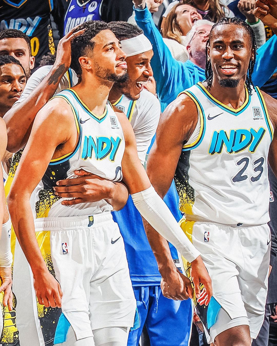 雄鹿队核心球员之间关系密切 雄鹿队核心球员之间关系密切