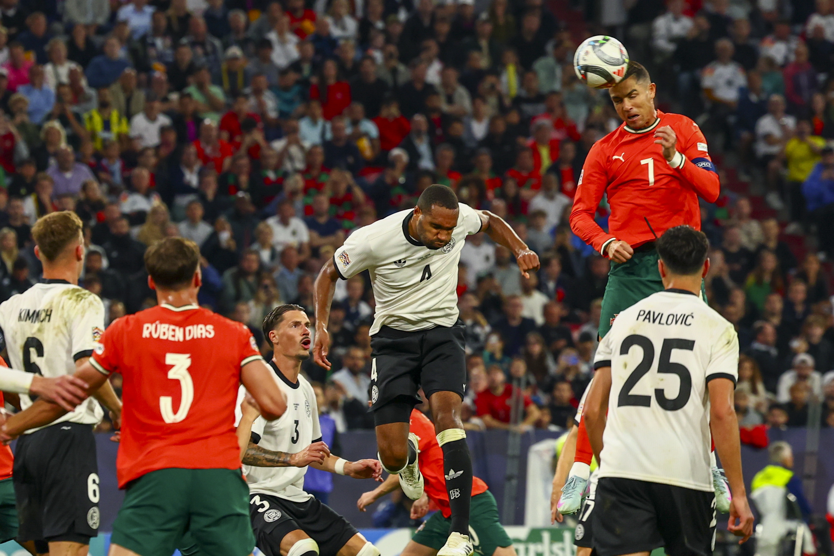 包含奥地利国家队参加欧国联小组赛,斗志昂扬的词条 包含奥地利国家队参加欧国联小组赛,斗志昂扬的词条