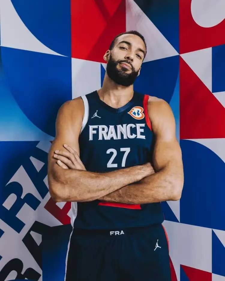 法国乒乓球队轻取德国乒乓球队，水谷隼完成帽子戏法的简单介绍