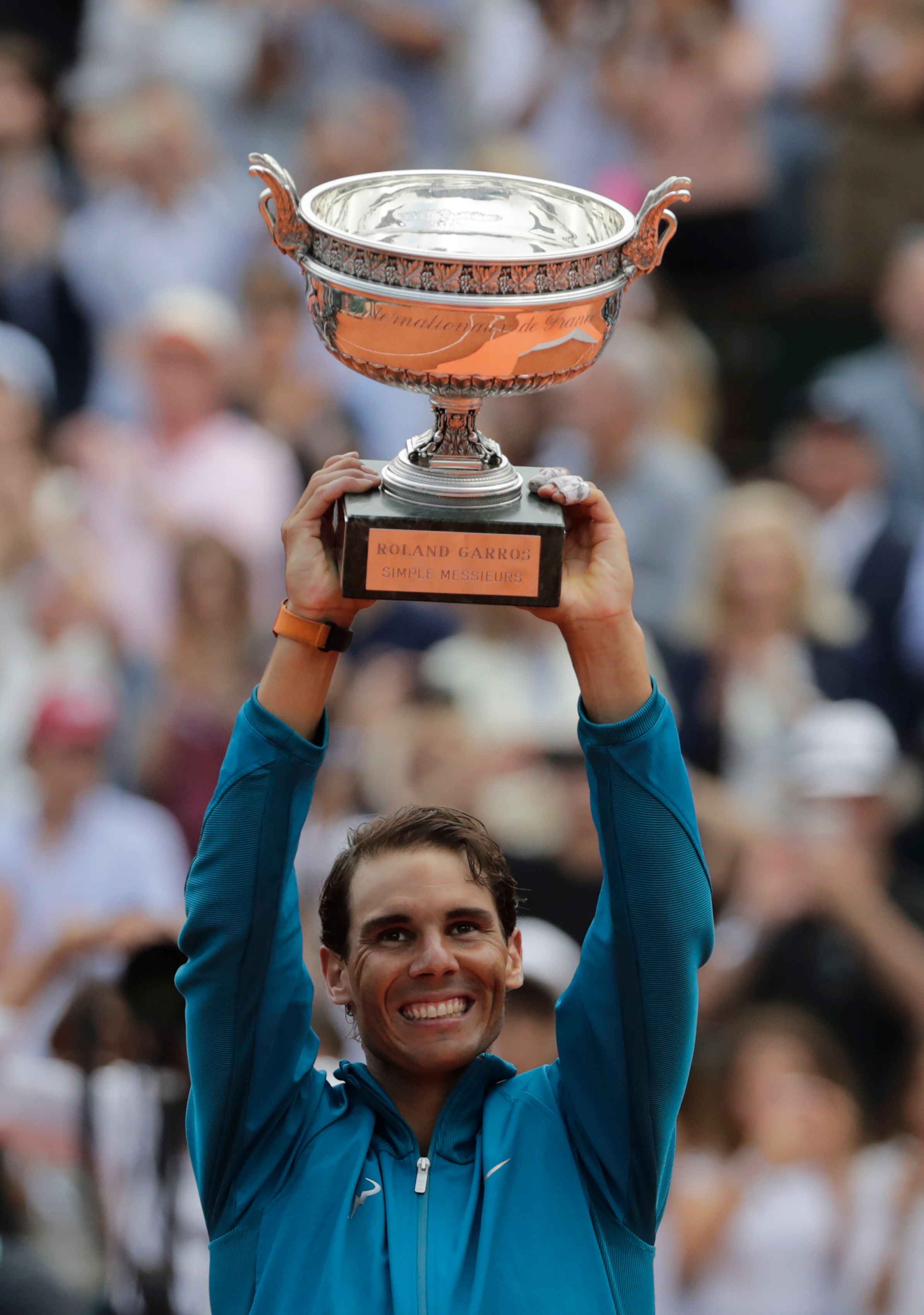 关于德国网球队翻盘法国网球队，纳达尔一己之力扛起全队的信息