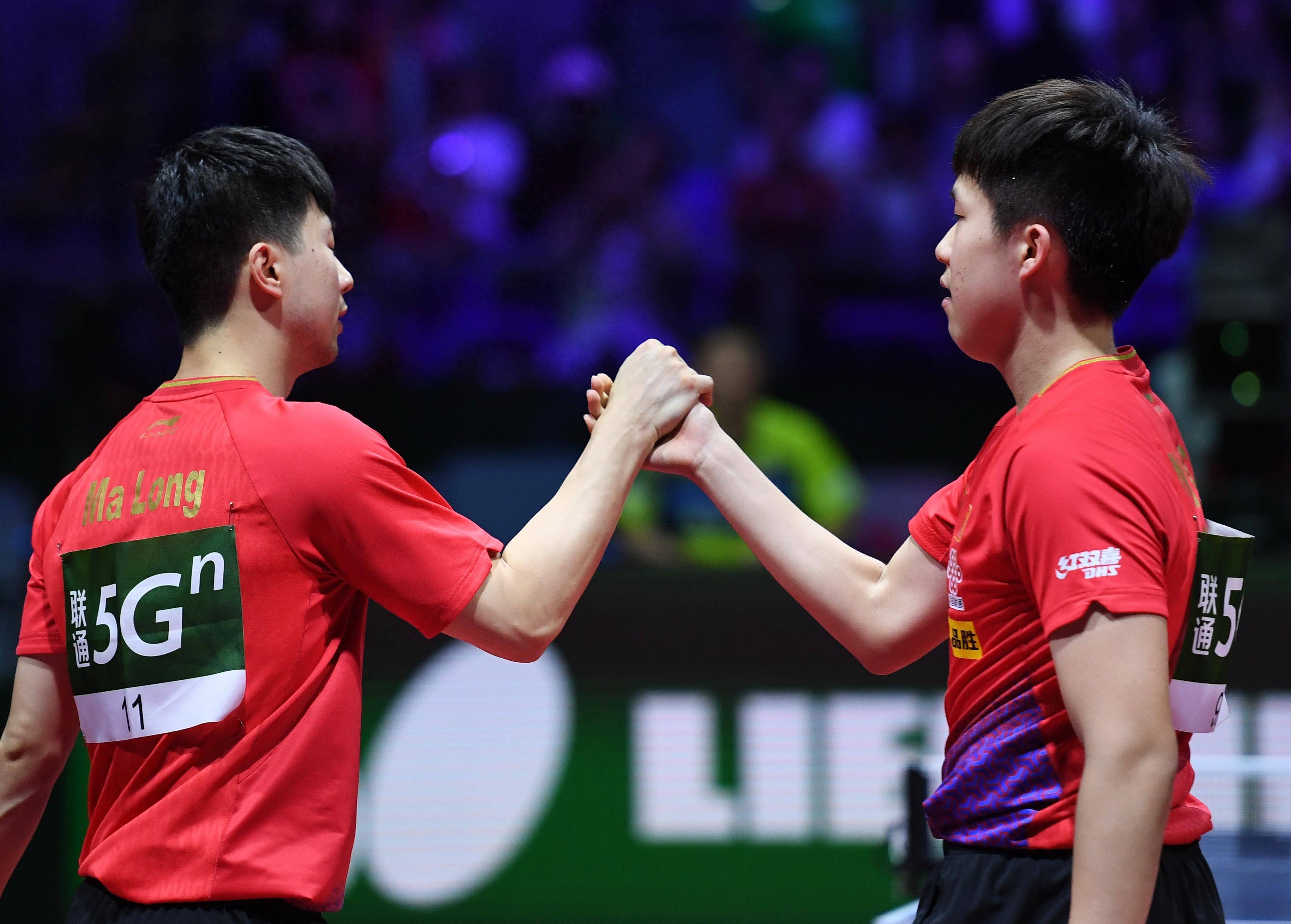 包含德国乒乓球队鏖战英国乒乓球队，马龙关键制胜的词条