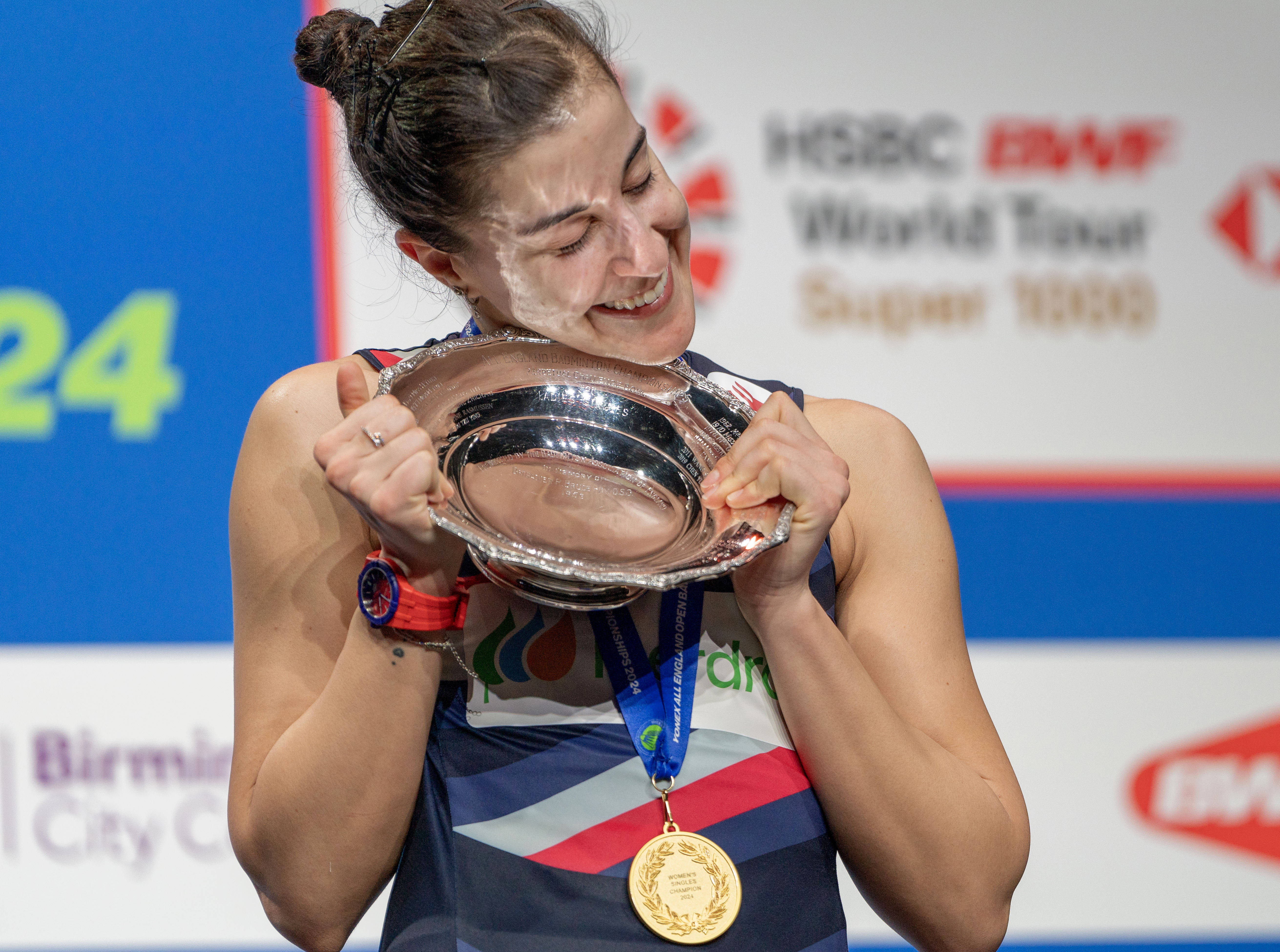 包含中国羽毛球队爆冷印尼羽毛球队，马琳打破历史纪录的词条