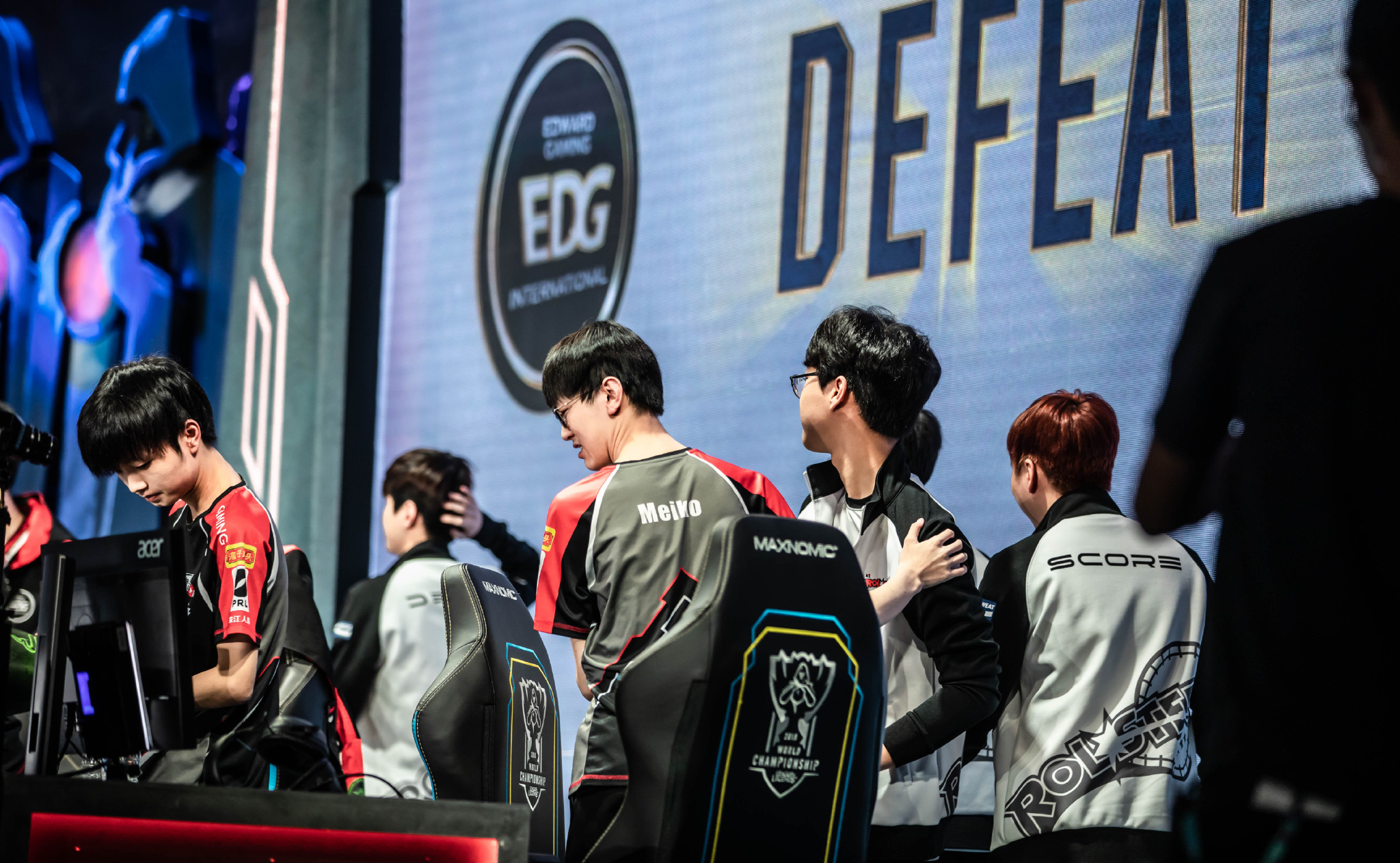 RNG翻盘V5,Deft三分雨点燃全场的简单介绍 RNG翻盘V5,Deft三分雨点燃全场的简单介绍