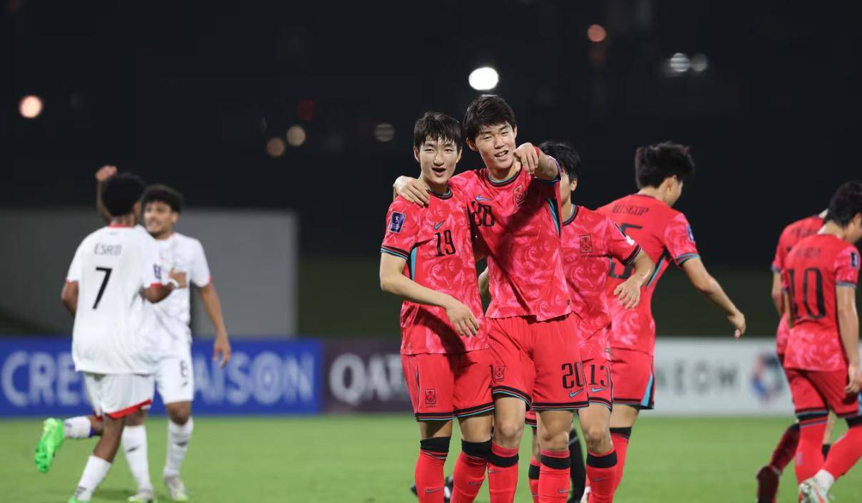 开云体育平台APP-东亚球队展现出色表现引发瞩目