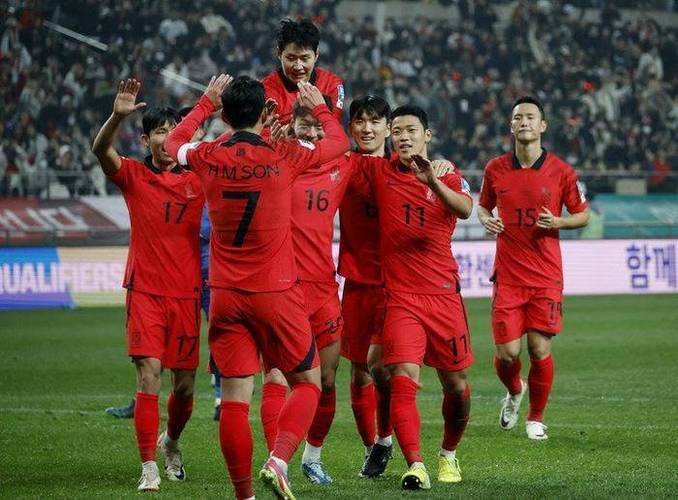 东亚球队展现出色表现引发瞩目