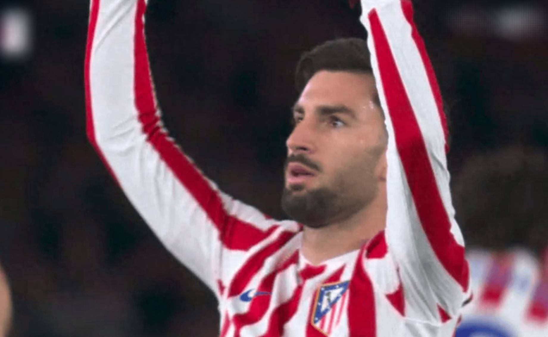 中国血洗马德里竞技，莱万完成帽子戏法的简单介绍