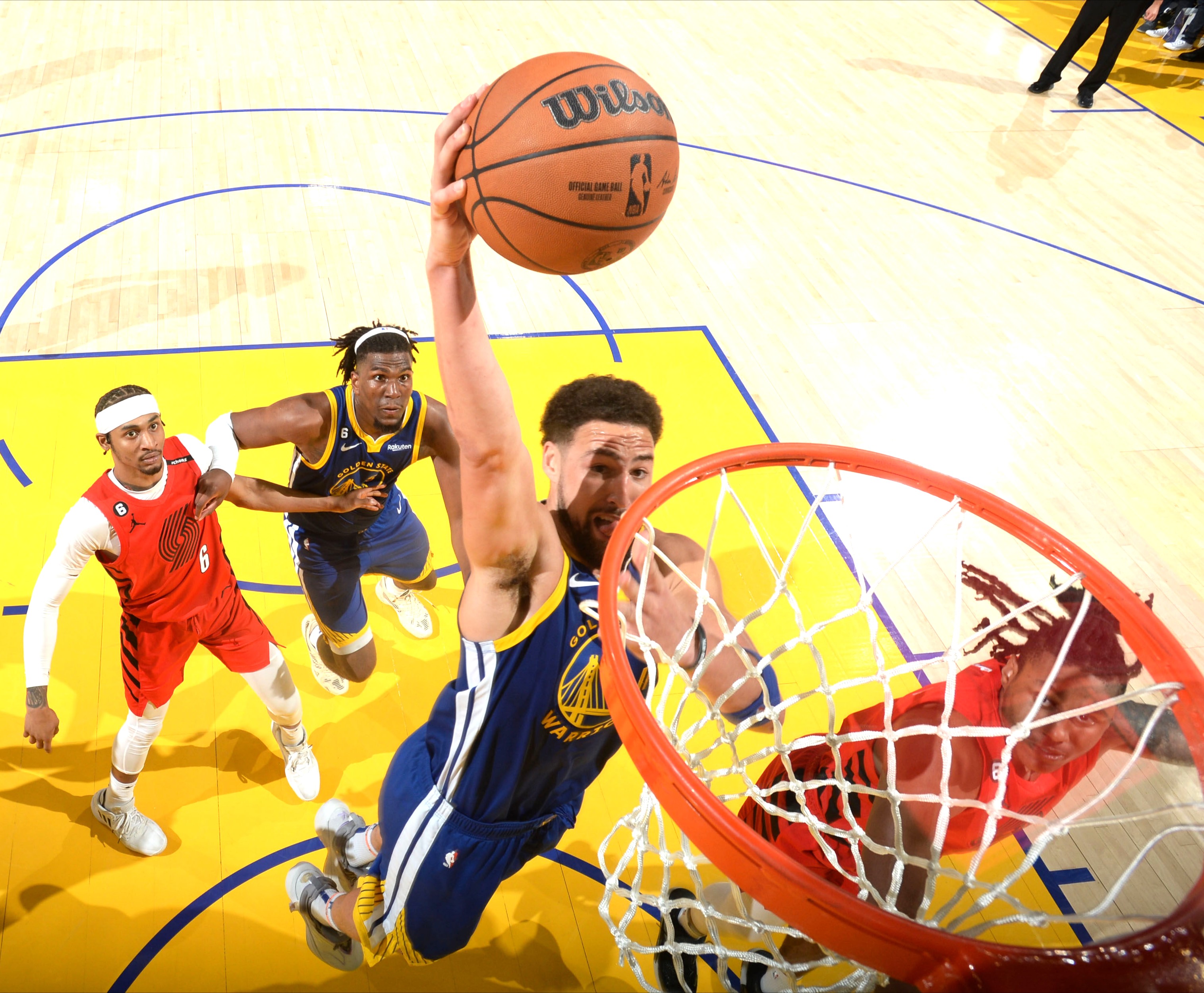 丹麦队完胜印度队，黄鸭组合状态火热的简单介绍