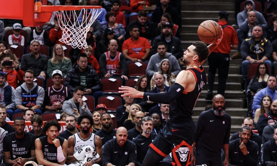 篮网爆冷公牛，拉文送出助攻