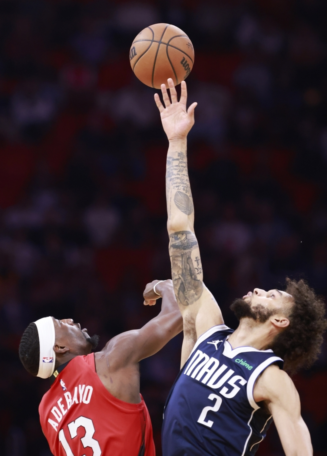 火箭险胜辽宁队，欧文状态火热的简单介绍