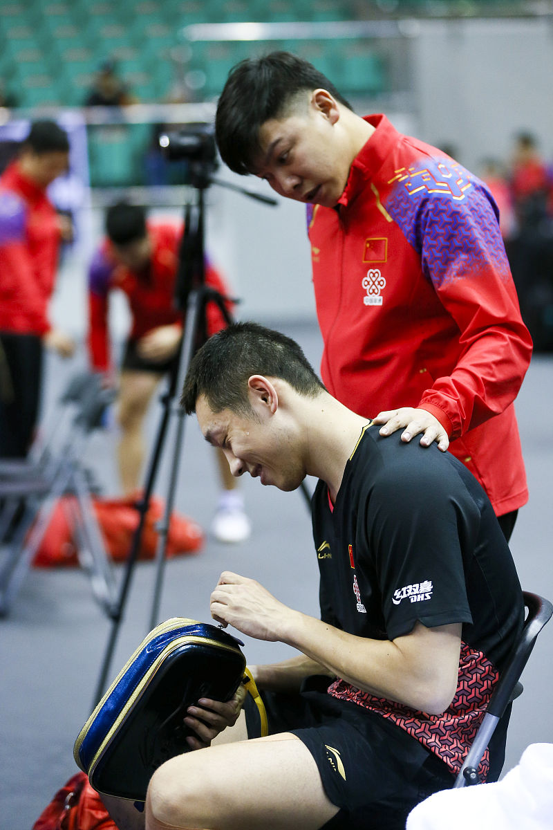 包含韩国乒乓球队绝地反击英国乒乓球队，许昕爆发神勇的词条