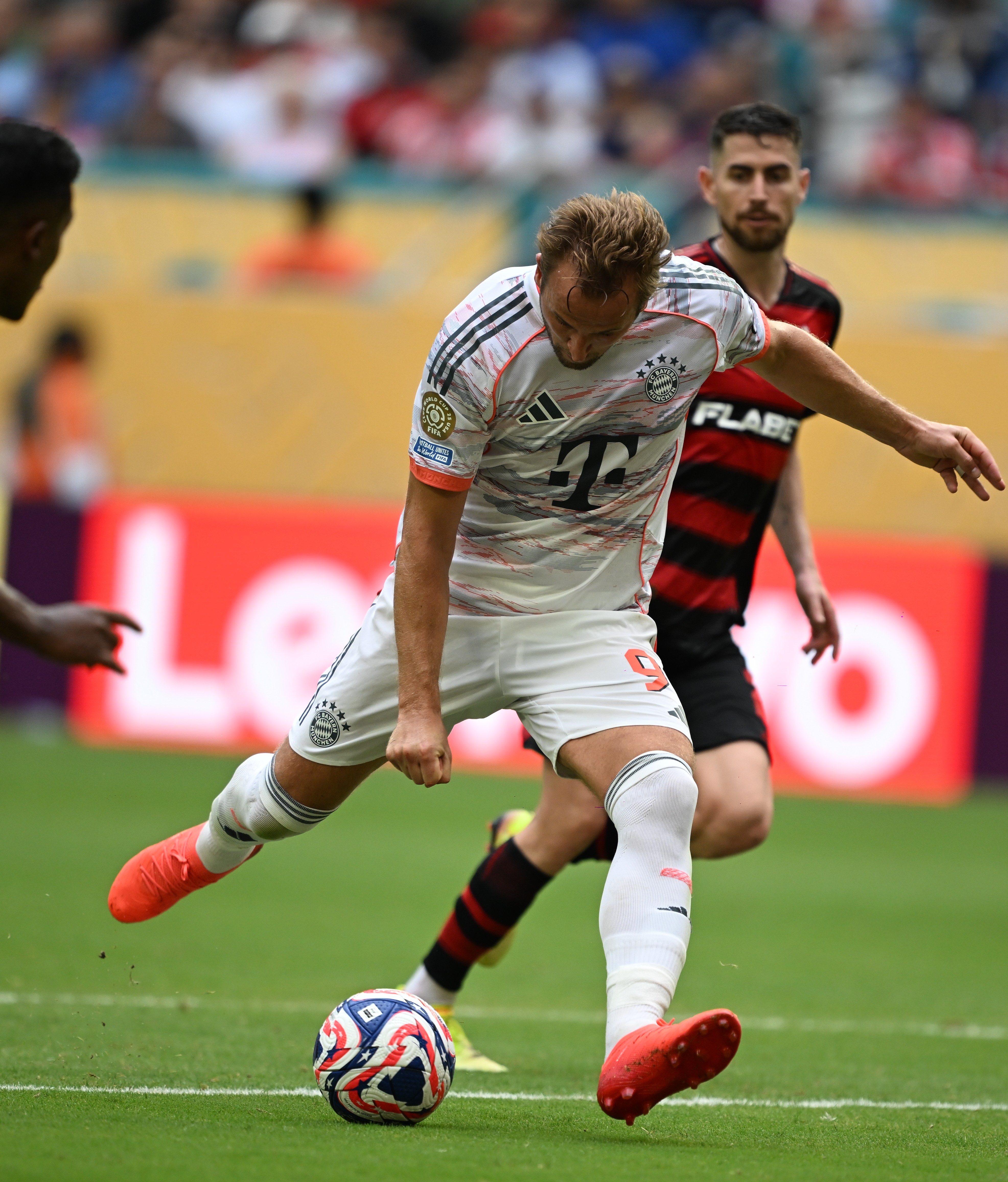 拜仁慕尼黑在国内比赛中战胜里尔