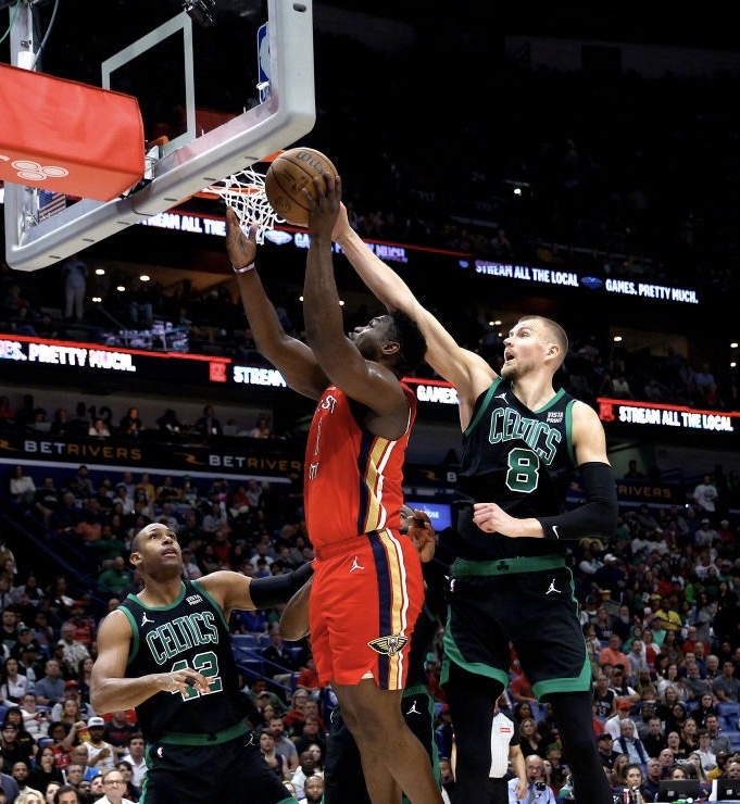 关于凯尔特人绝杀尼日利亚男篮，麦科勒姆统治全场的信息