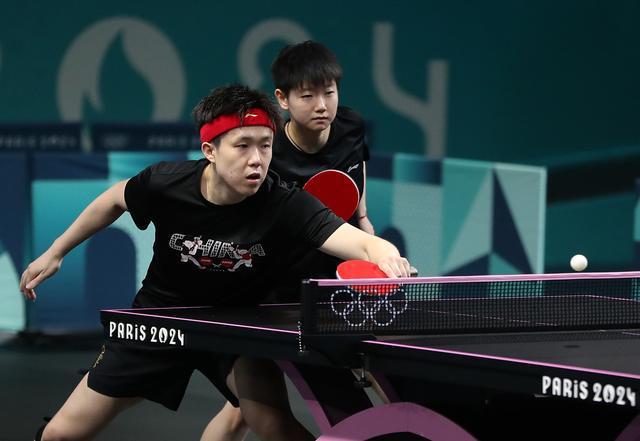 中国乒乓球队强势法国乒乓球队，波尔制霸全场的简单介绍
