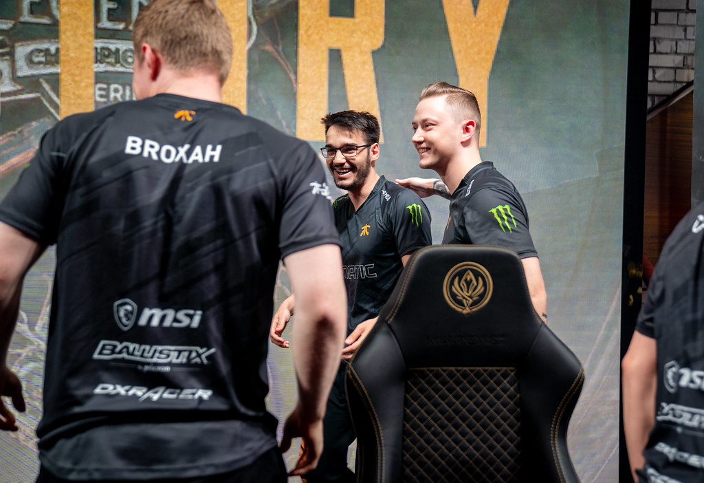 100T横扫FNC,Hylissang爆发神勇的简单介绍 100T横扫FNC,Hylissang爆发神勇的简单介绍