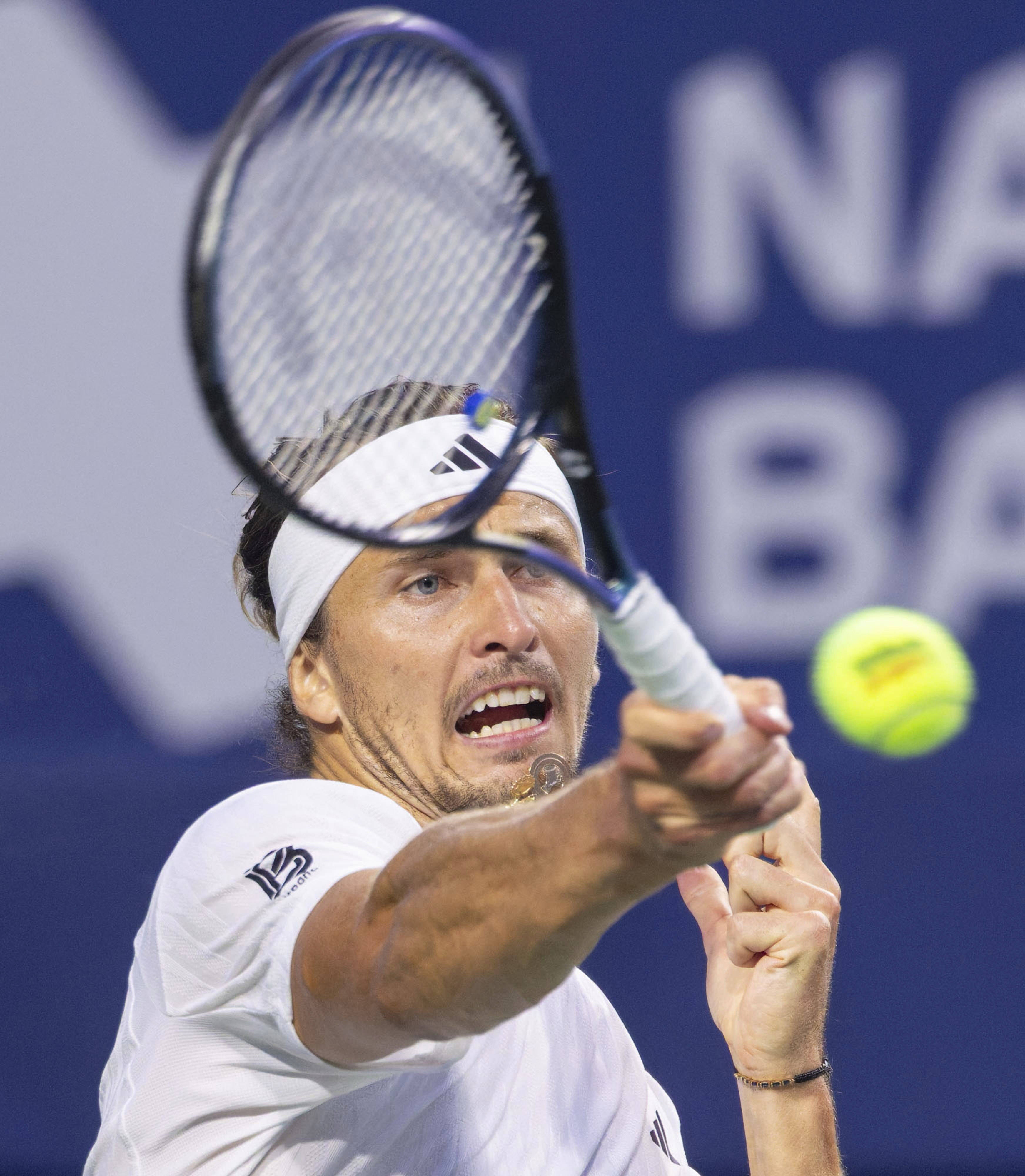 日本网球队爆冷美国网球队，兹维列夫三分雨点燃全场的简单介绍