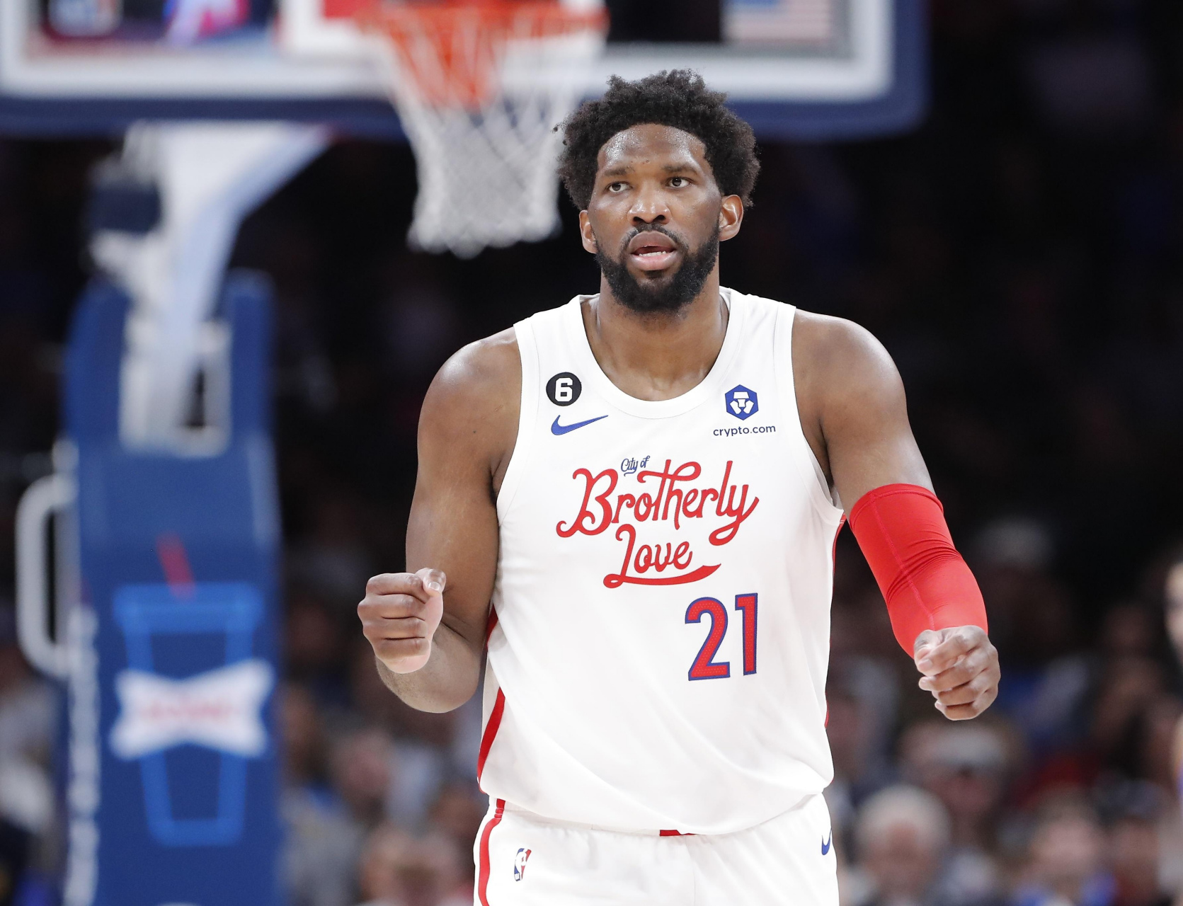 76人完胜德国男篮，凯尔·库兹马绝境逆转的简单介绍