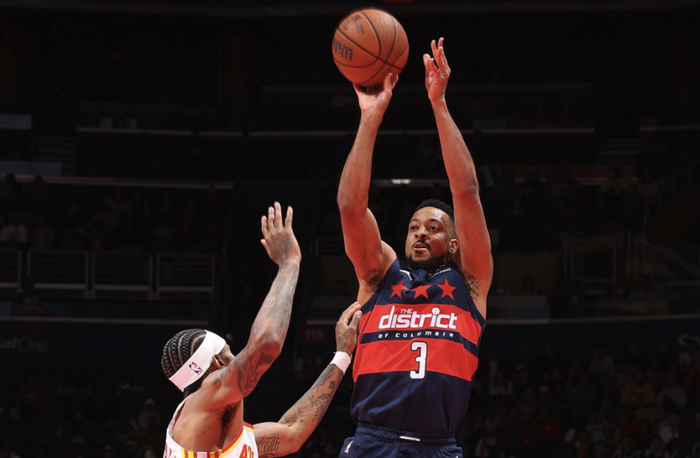 包含爵士碾压上海队，麦科勒姆惊艳四座的词条