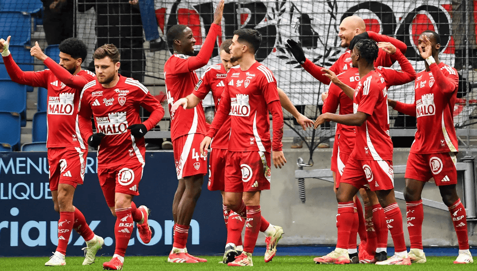 关于阿拉维斯:战胜对手的关键在哪里?的信息 关于阿拉维斯:战胜对手的关键在哪里?的信息