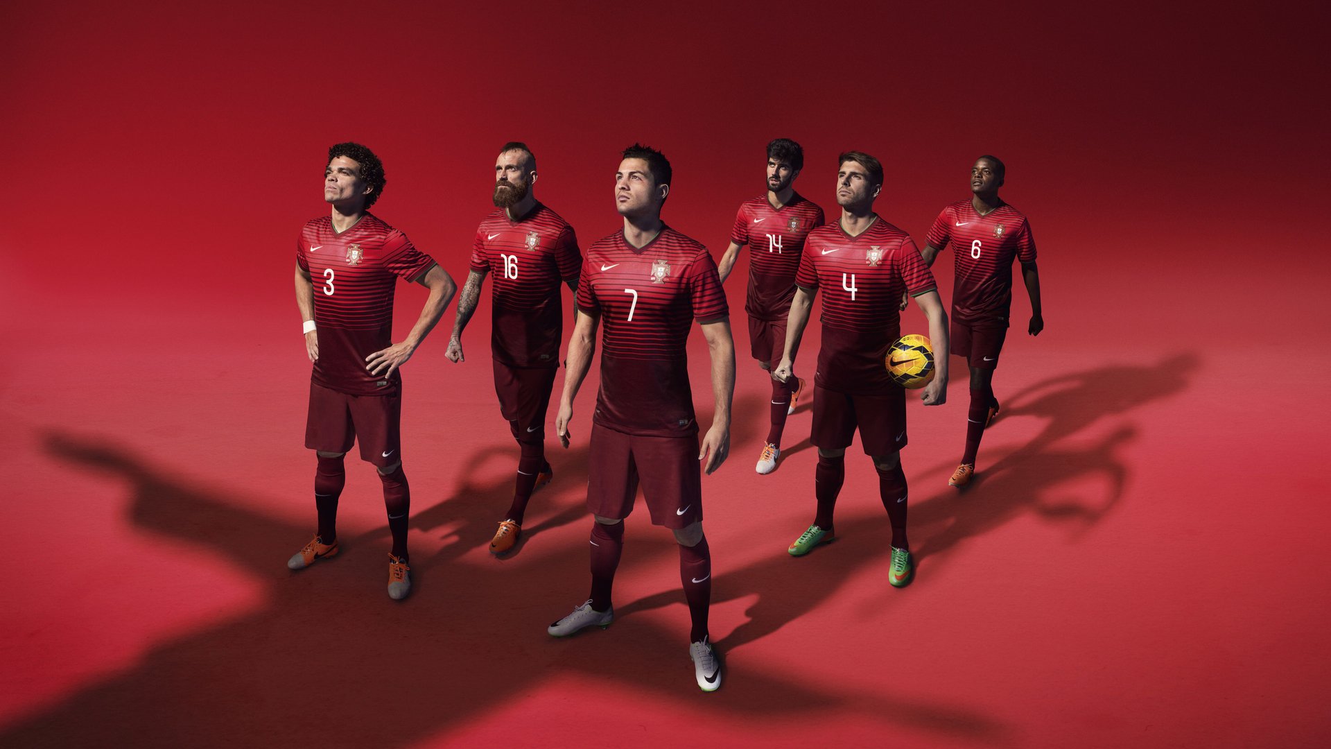 乌克兰强势晋级智利，阿坎吉如何以节奏大师之姿带动全队蜕变