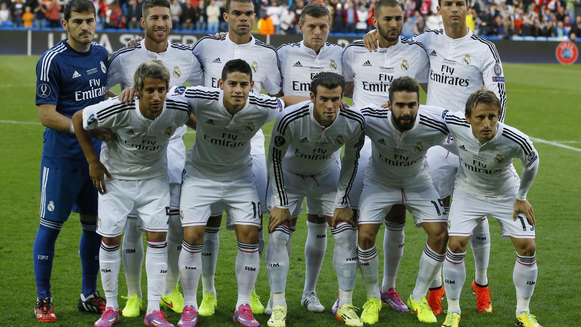 奥斯梅恩爆发与厄瓜多尔掀翻苏格兰，足球世界中的唯一性时刻