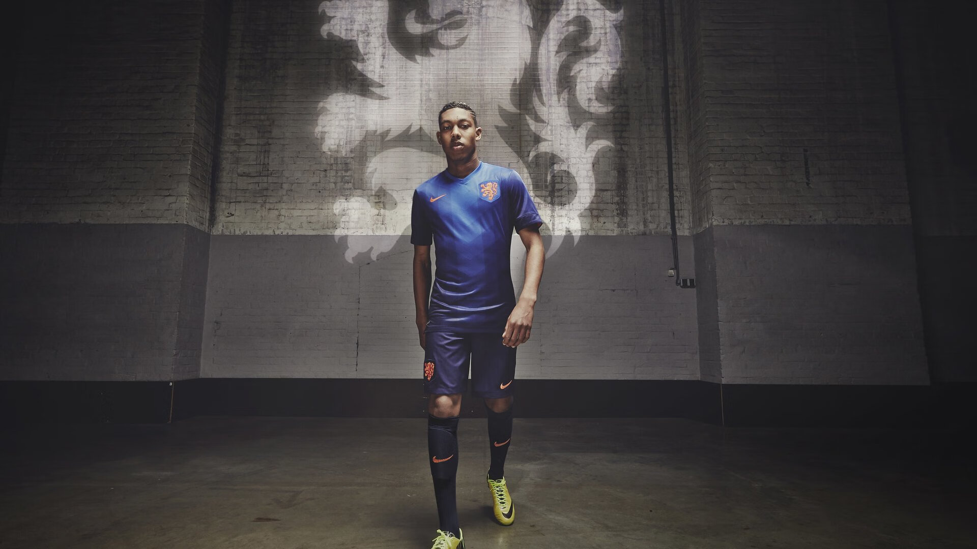 阿隆索率队破局，梅赛德斯碾压索伯背后的战术革命