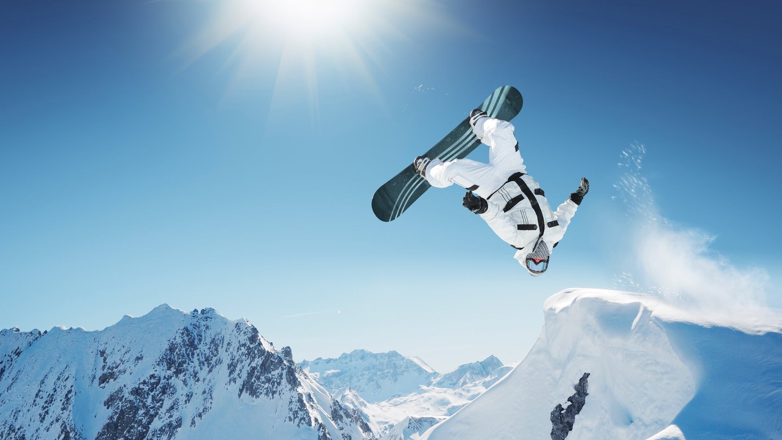 拉什福德爆发难救主，奥地利险胜英格兰揭示战术裂痕